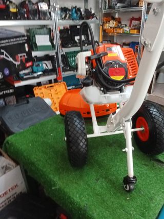 Decespugliatore A.M.C. 63cc Carrozzella