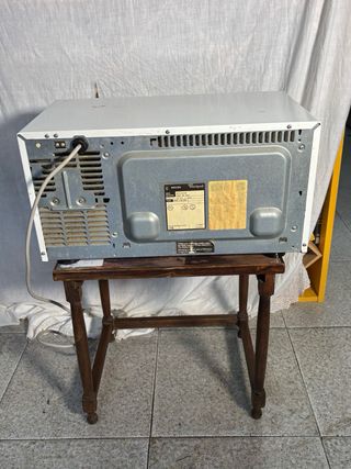 Microondas Philips Whirlpool 900W