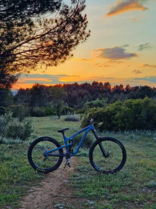 Bicicleta de enduro y freeride propain spindrift