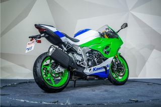 KAWASAKI ZX 6R 40TH ANIVERSARIO 40TH ANIVERSARIO * REESTRENO * SHOWA * PUIG *