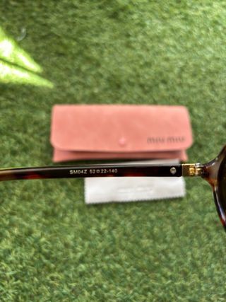 Gafas de sol Miu Miu Tortoise