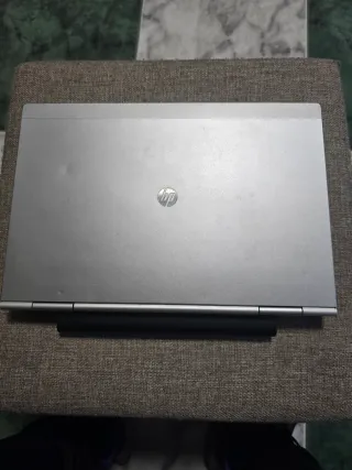 Portátil HP i7 - 1TB