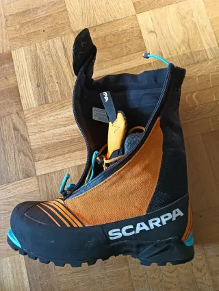 Scarpa Phantom Tech Talla 40.5.