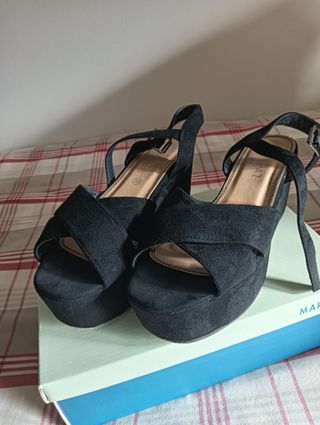 Sandalias Marypaz negras plataforma mujer