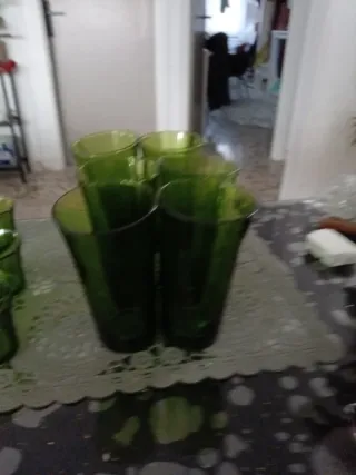 Set di bicchieri verdi