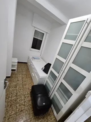 Cama Diván con Cajones