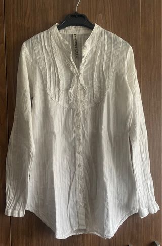 Camisa blanca Stradivarius
