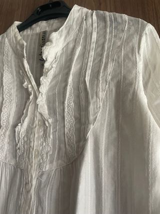 Camisa blanca Stradivarius