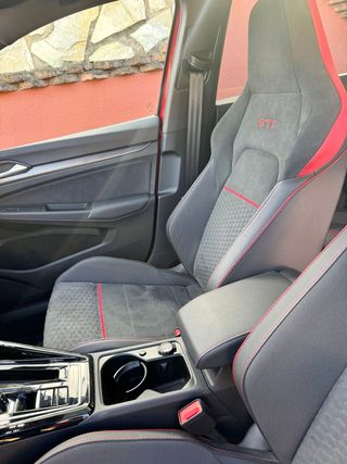 Volkswagen Golf 8.5  GTI Club Sport 2025