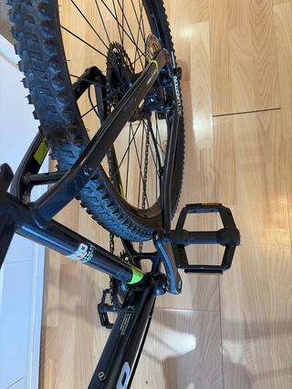Bicicleta Rockrider Negra y Verde ,es negociable