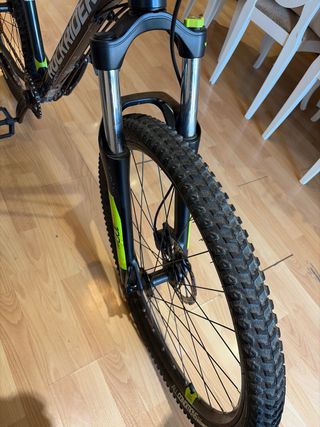 Bicicleta Rockrider Negra y Verde ,es negociable