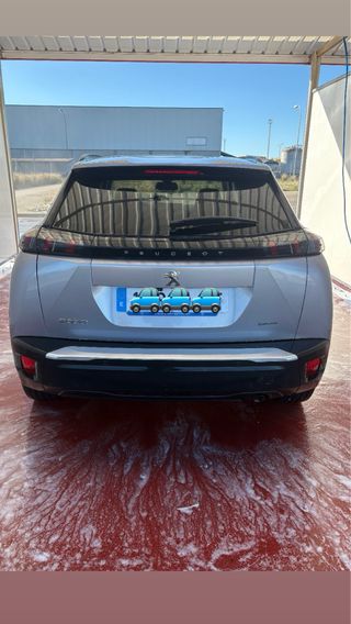 Peugeot 2008 2021