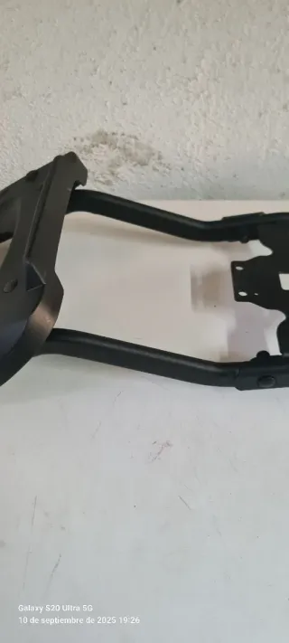 Soporte Maleta Kawasaki Z900