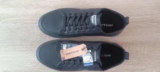 Zapatillas Jack & Jones negras.NUEVAS