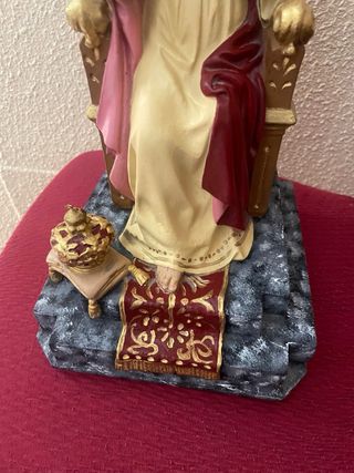 Sagrado Corazón Trono Globo Corona