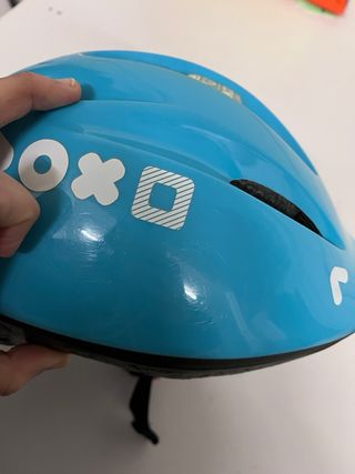 Casco de bici azul para niños