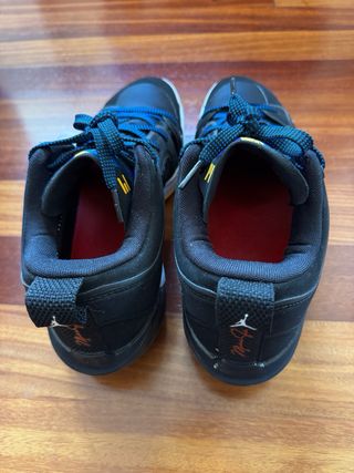 NIKE Air Jordan 37 Low Baloncesto Usadas