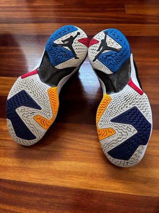 NIKE Air Jordan 37 Low Baloncesto Usadas