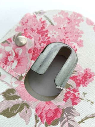 Cubrecadenas bicicleta holandesa floral rosas