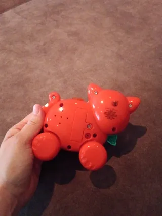 Gato musical de juguete