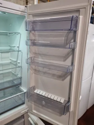 Frigorífico Balay 2m