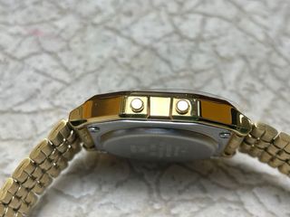 Reloj Casio Dorado Digital