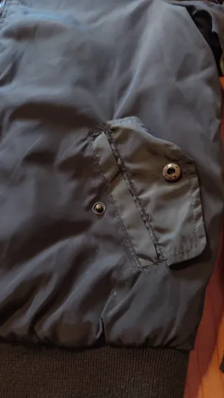 Chaqueta bomber verde