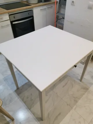 Mesa de cocina IKEA IDANAS blanca