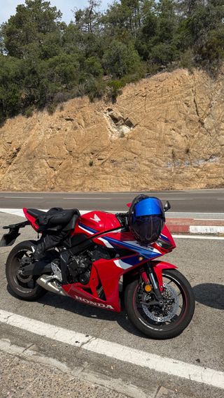 HONDA CBR650R ROJA GRAND PRIX