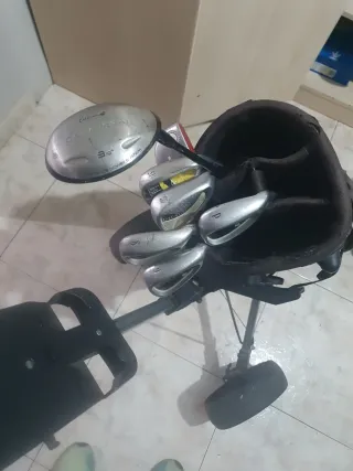 7 palos de golf Caveral + carrito