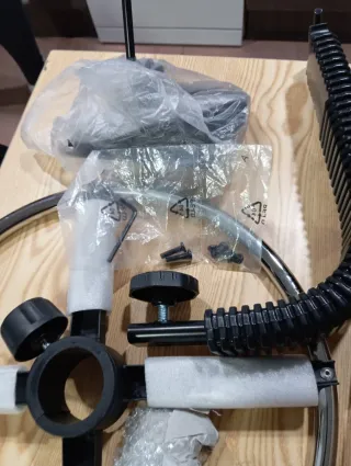 Taburete de laboratorio redondo negro