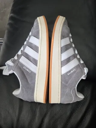 Adidas Campus talla 40,5 Grises
