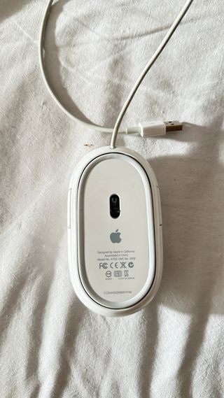 Ratón y teclado Apple (original) con cable