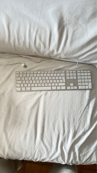 Ratón y teclado Apple (original) con cable