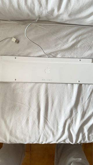 Ratón y teclado Apple (original) con cable
