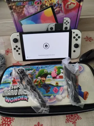 Nintendo Switch OLED + Funda transporte