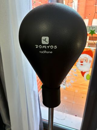 Punching de boxeo con guantes