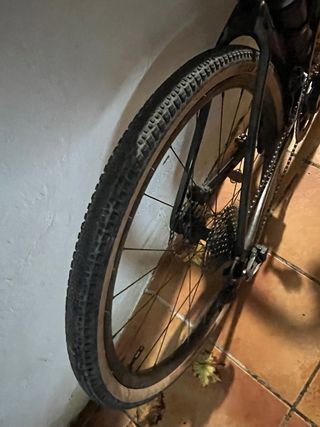 Bici da Gravel Giant Revolt Advanced 2 L-M