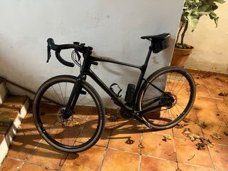 Bici da Gravel Giant Revolt Advanced 2 L-M