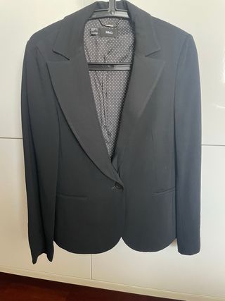 Americana Mango Negra