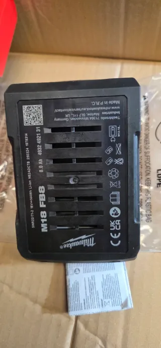 Batería Milwaukee M18 8ah