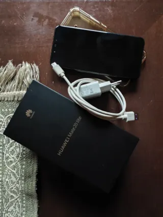 Huawei Mate 20 Lite Usato
