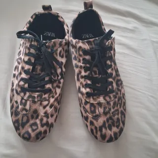 Zapatos ZARA Blucher Animal Print Talla 38