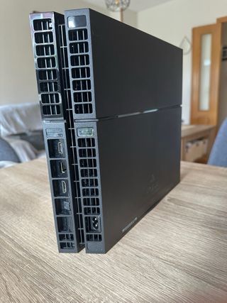 PS4 (PlayStation 4) + Juegos y 1 mando