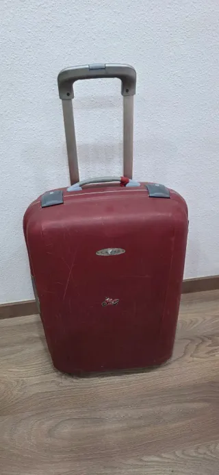Maleta de viaje Roncato roja