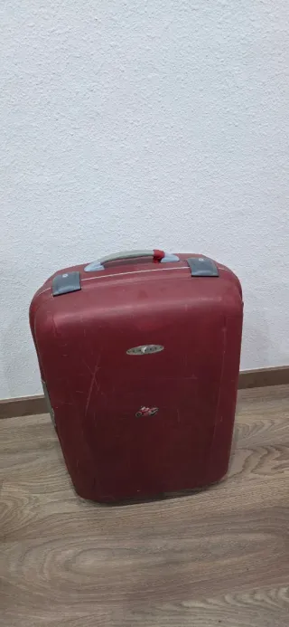 Maleta de viaje Roncato roja