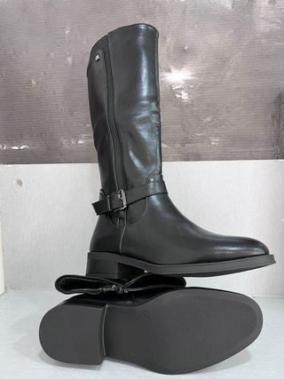 Botas altas negras talla 36-38 nuevas
