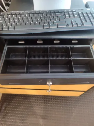 TPV Táctil con Cajón e Impresoras Térmicas