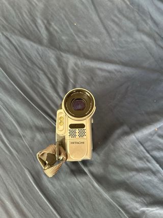 Videocámara Hitachi DVD CAM Multi Format+