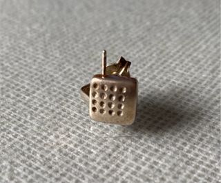 Pendientes pequeños de plata. 5€/ud.